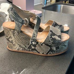 Dolce Vita Snakeskin Wedges Size 6.5